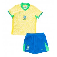 Brasilia Koti Peliasu Lasten Copa America 2024 Lyhythihainen (+ Lyhyet housut)